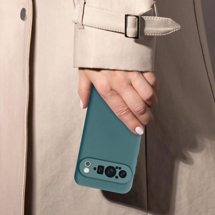 Produktbild Cadorabo Hülle für Google Pixel 9 PRO im Liquid Case Design (Google Pixel 9 Pro Fold)