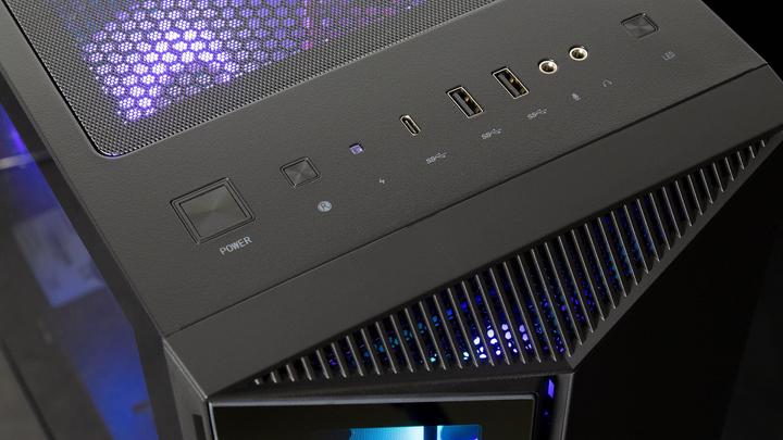 Productafbeelding Captiva Ultimate Gaming I79-029 Core i7 RX 7900 XTX (Intel Core i7-13700KF, 32 GB, 2000 GB, Radeon RX 7900 XTX)