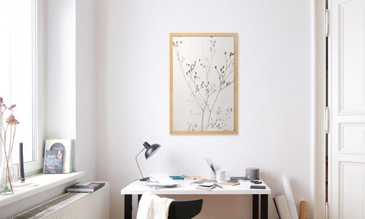 Produktbild Juniqe Wild Flower Natural Beige 1 (60 x 90 cm)