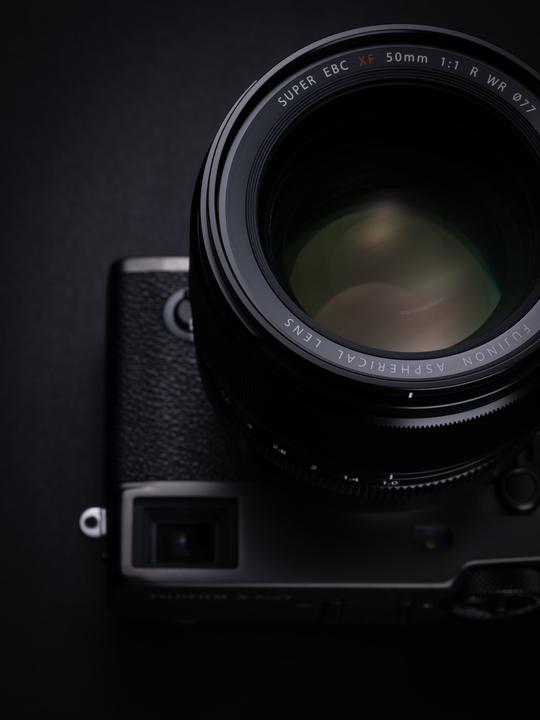 Produktbild Fujifilm Fujinon XF 50mm f/1 R WR (Fujinon XF, APS-C / DX)