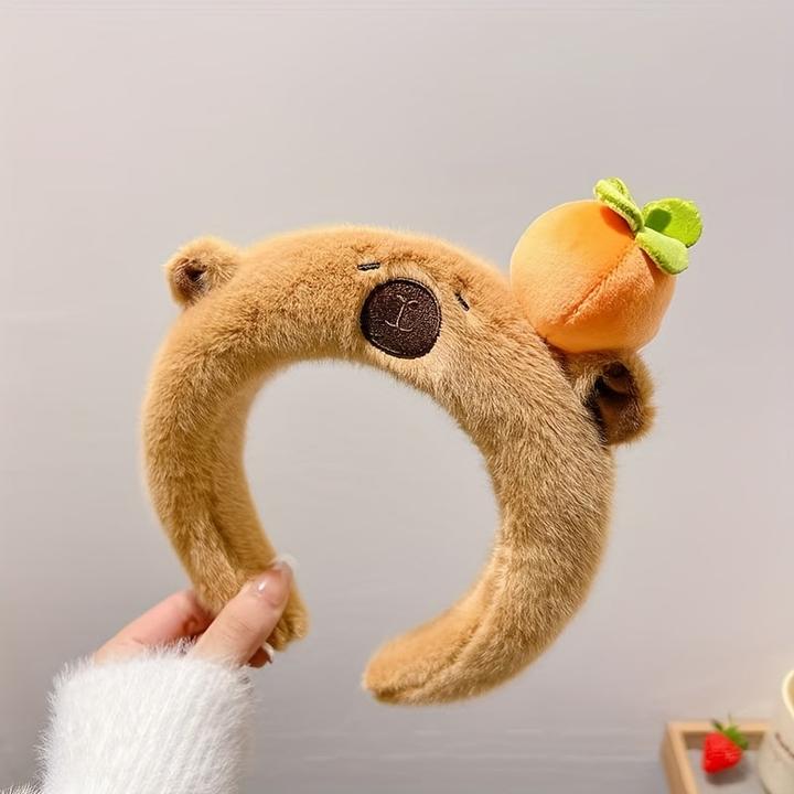 Actual product image Activity Board Plüsch-Haarband Capybara High Crown Stirnband Niedliche Cartoon Kopfbedeckung Herbst und Winter