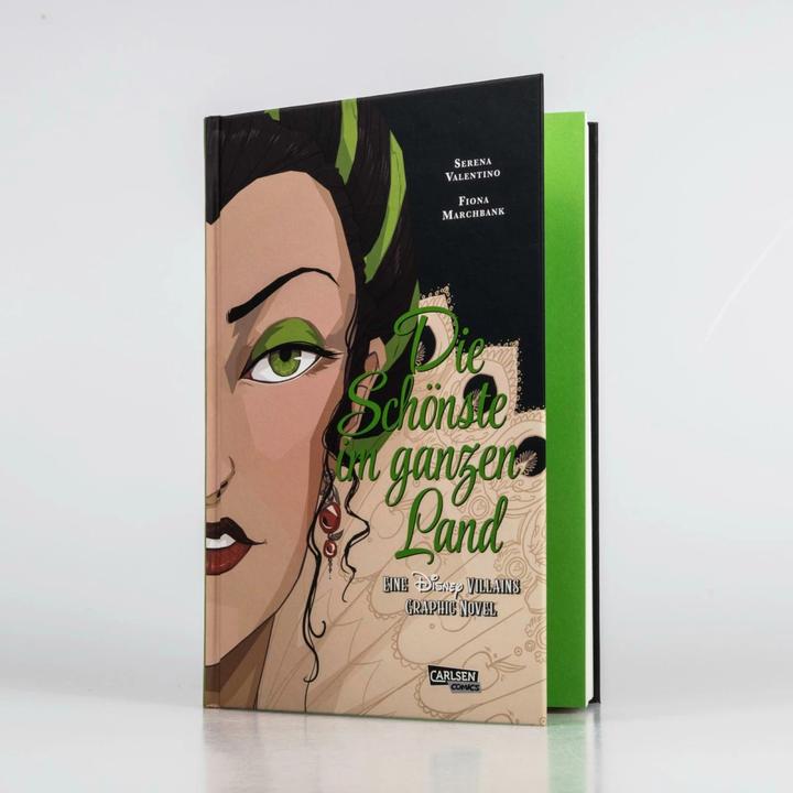 Actual product image Disney Villains Graphic Novels: Die Schönste im ganzen Land (German, Fiona Marchbank, Serena Valentino, 2024)