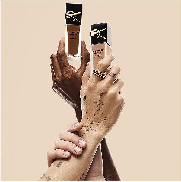 Actual product image Yves Saint Laurent All Hours Foundation Light Cool 1 fl 25 ml (No. 01 - Light Cool)