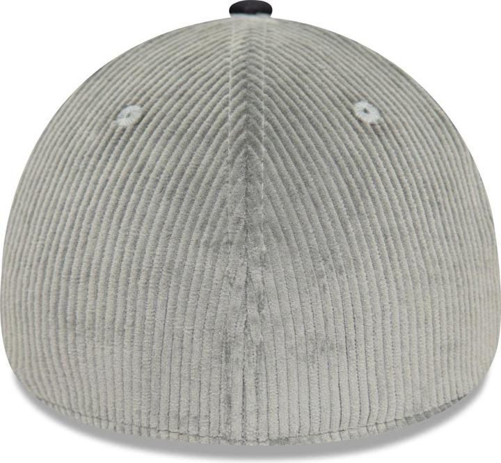 Actual product image New Era 39Thirty Cap - MICROCORD Manchester United - M/L (M, L)
