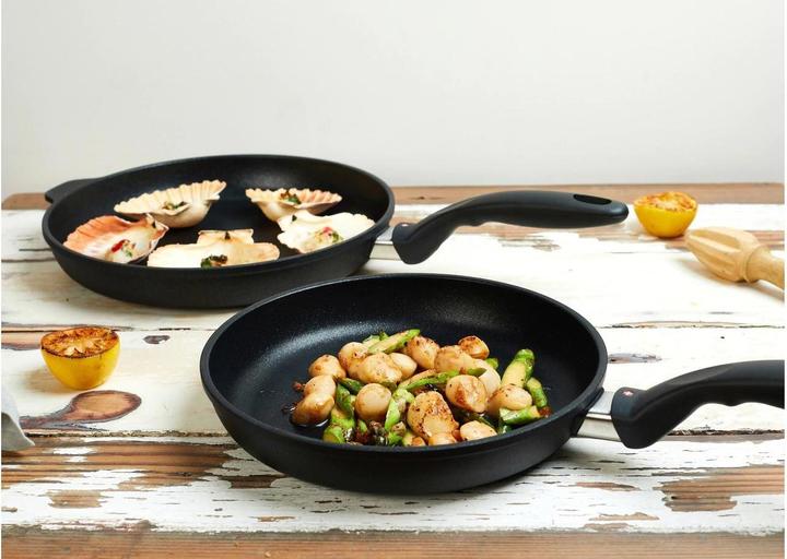 Actual product image Swiss Diamond XD Classic (24.28 cm, Frying pan, Cast aluminium)