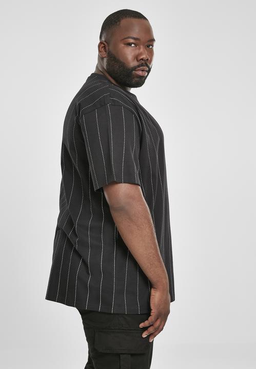 Produktbild Urban Classics Oversized Pinstripe Tee (4XL)