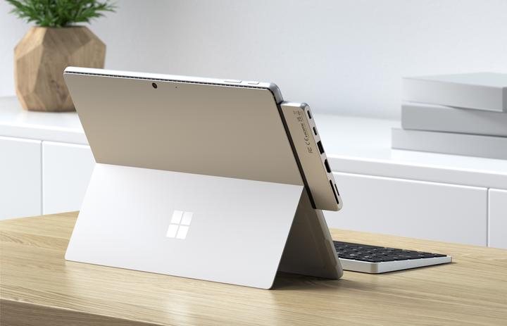 Produktbild Satechi Dual USB-C Hub (USB-C, 6 Ports)