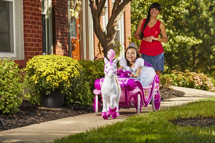 Actual product image ‎Huffy Huffy Princess Carriage 6v, Pink (6 V)