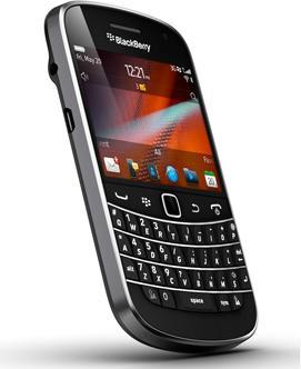 Produktbild BlackBerry Bold 9900 - QWERTZ (2.80", 5 Mpx, 3G)
