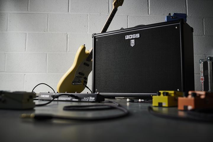 Image du produit BOSS Katana 100/212 MKII amplificateur de guitare combo (Guitare, 100 W)