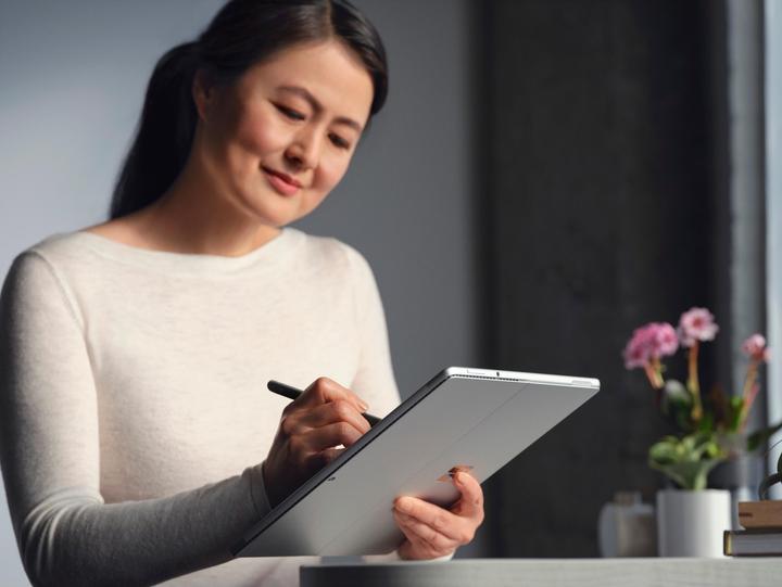 Actual product image Microsoft Slim Pen 2