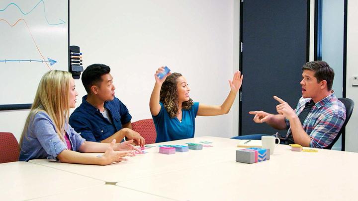 Actual product image Mattel Games Silicon Valley Start-Ups Game (German)