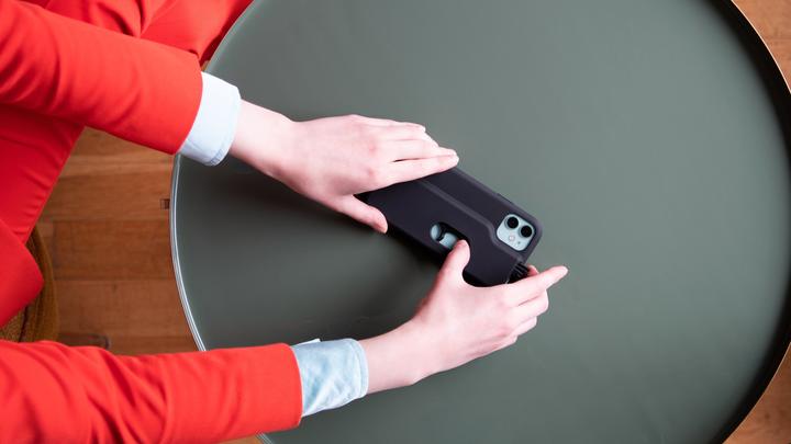Actual product image read on Case with reading glasses +1 (Apple iPhone XR, Apple iPhone 11)