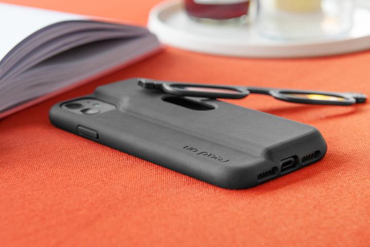 Actual product image read on Case with reading glasses +1 (Apple iPhone XR, Apple iPhone 11)