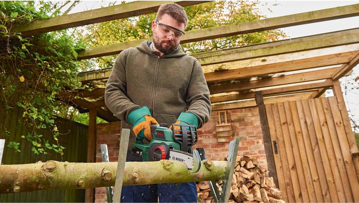 Actual product image Bosch Home & Garden Universal Chain (Battery chain saw)