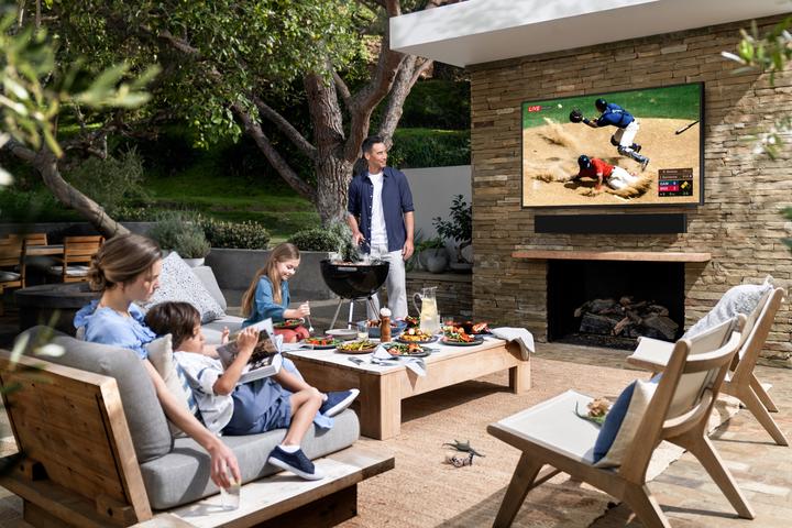 Produktbild Samsung The Terrace GQ75LST7TAU (75", QLED, 4K, 2020)