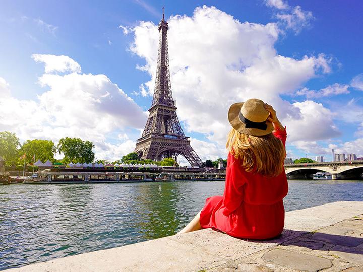 Image du produit Smartbox Une journée féerique à Disneyland® et une nuit romantique à Paris (2 pers.)