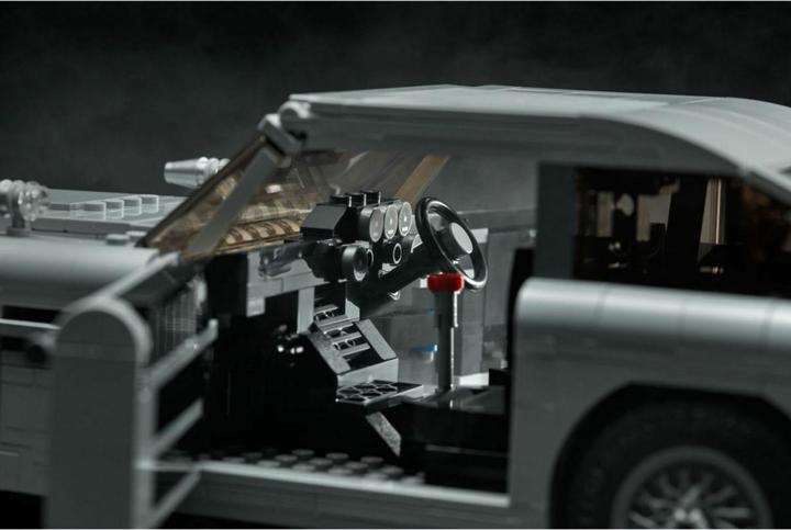 Immagine prodotto LEGO Aston Martin DB5 (10262, LEGO Creator Expert)