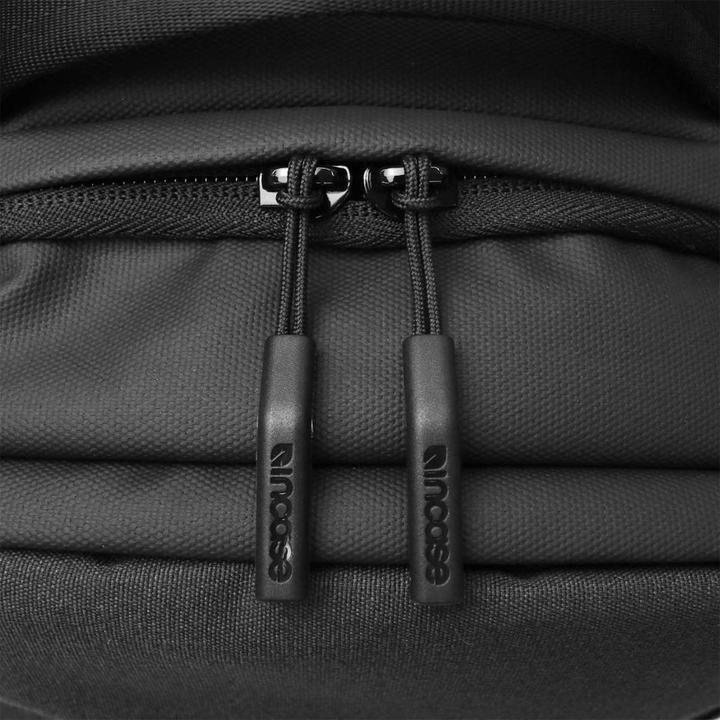 Actual product image Incase City Compact (17.50 l)