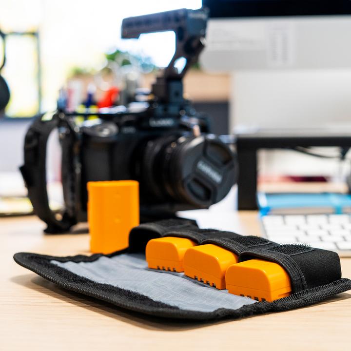 Produktbild Caruba Battery Holder Pro 4 stuks Zwart