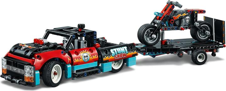Image du produit LEGO Spectacle de cascadeurs avec camion et moto (42106, LEGO Technic)