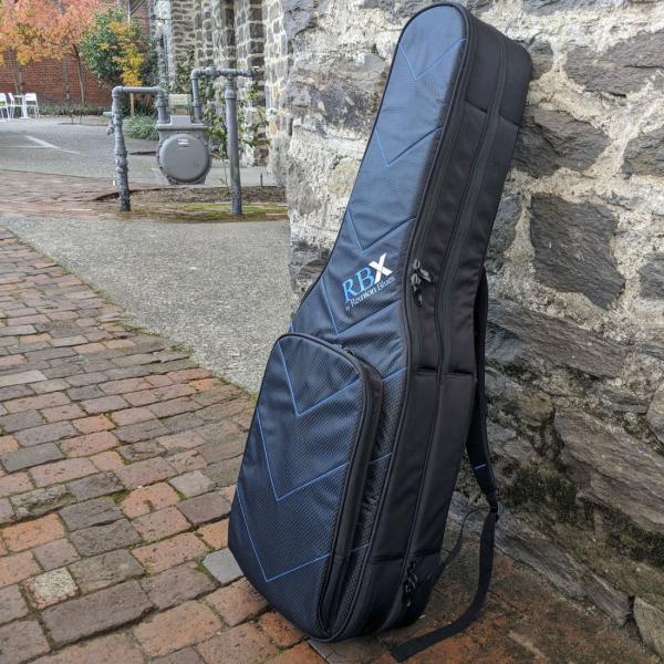 Produktbild Reunion Blues RBX2E Doppel-Tasche E-Gitarre (E-Gitarre)