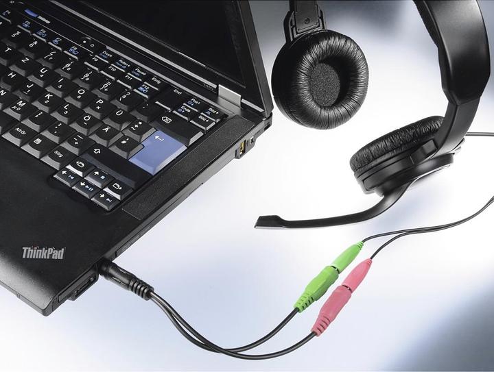 Actual product image Hama Audio adapter, 4pin 3.5mm jack plug - 2x 3pin 3.5mm jack headset