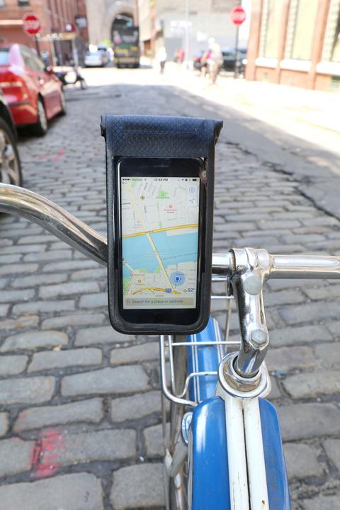Kikkerland All Weather Bike Phone Mount