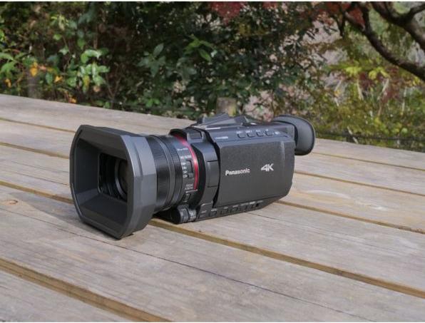 Immagine prodotto Panasonic HC-X1600E schwarz (8.29 Mpx, 24 x)
