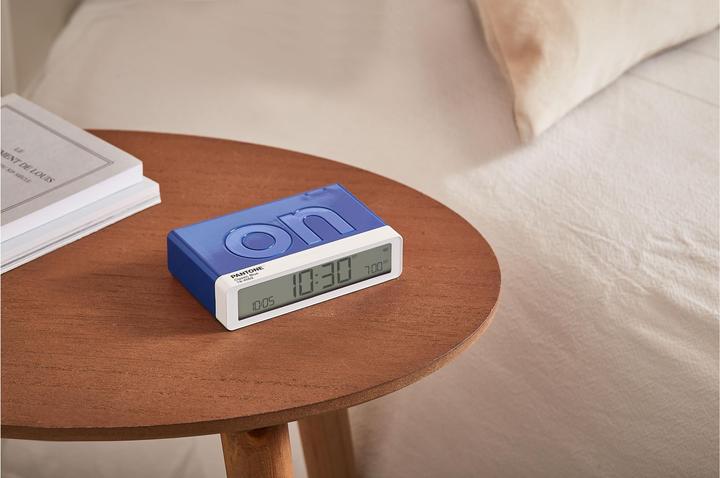 Actual product image Lexon Digitalwecker Flip Classic Pantone Classic Blue
