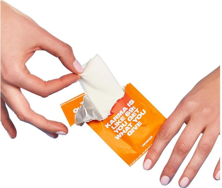 Actual product image NeverNot Quickies (275.63 ml, Intimate wipes)