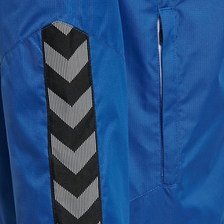 Actual product image hummel Authentic Training Jacket (M)