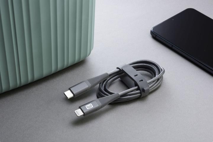 Actual product image Peter Jäckel Cellularline Pro+ Data Cable Belt 1.2m USB Type-C/ Apple Lightning Black (1.20 m, USB 3.2 Gen 1)