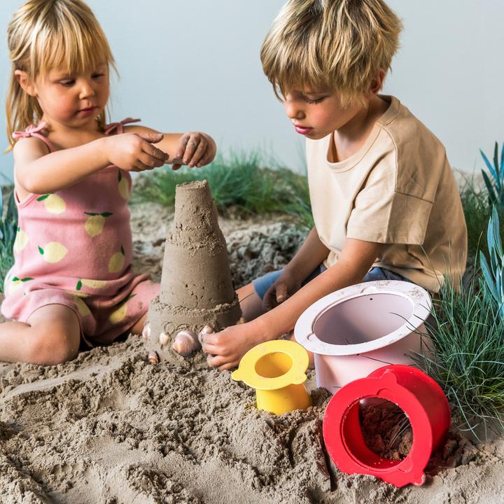 Actual product image Quut Sand toy Alto? Cherry / Banana Pink 3