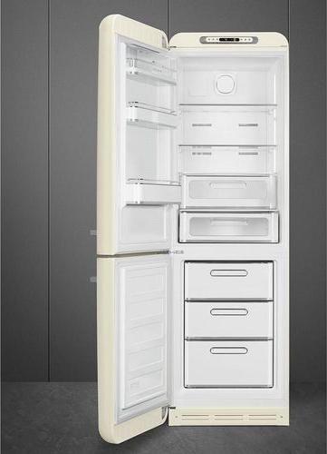 Actual product image Smeg Retro Style FAB32LCR5 (331 l)