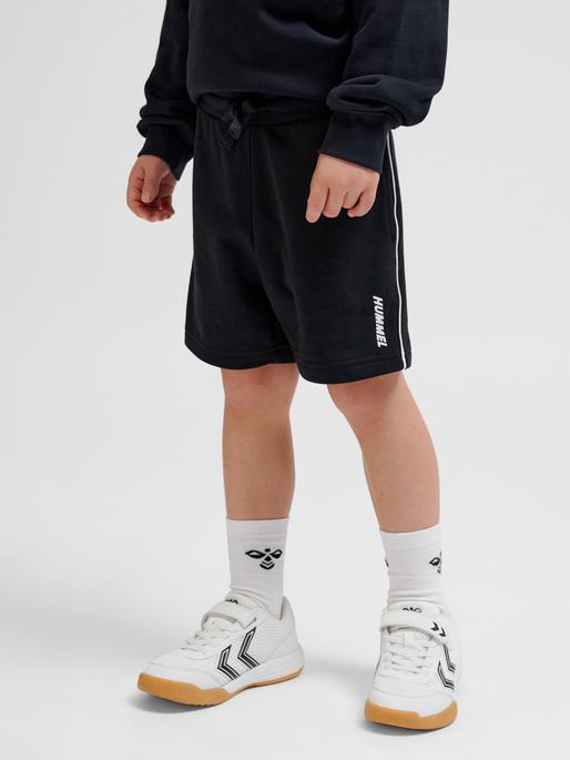 Actual product image hummel hmlCASPER SHORTS (128)