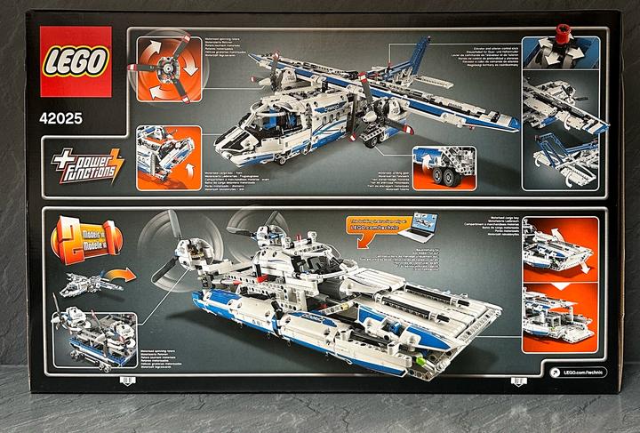 Actual product image LEGO Cargo plane (42025, LEGO Technic)