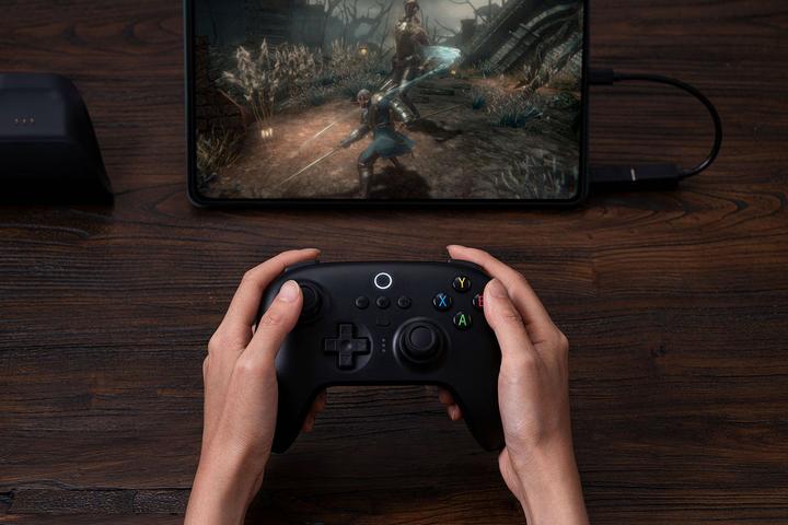 Immagine prodotto 8bitdo Ultimate 2.4G (Android, PC, iOS)