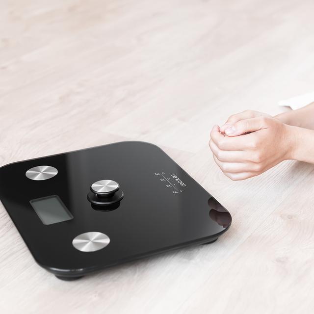Actual product image Cecotec EcoPower 10100 Precision Surface Personal Scale with Bioimpedance Function and High-Security Glass S (180 kg)