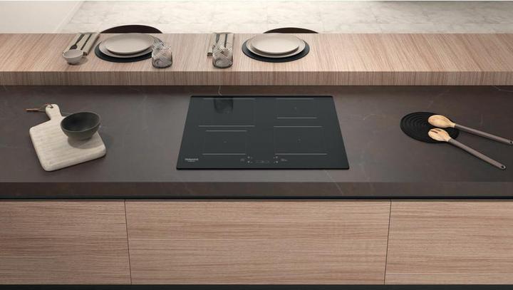 Actual product image Hotpoint HQ 5660S NE