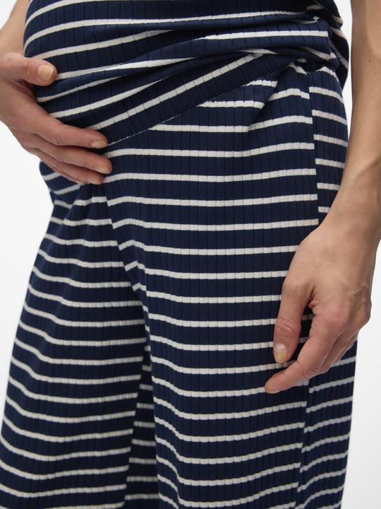 Actual product image Vero Moda Maternity Weiter Beinschnitt Hose Hose (XS)