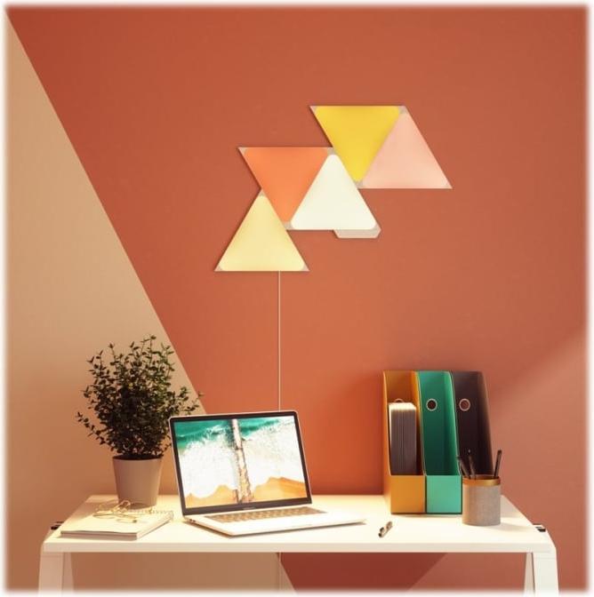 Actual product image Nanoleaf Shapes Triangles Smarter Kit 15 (80 lm)