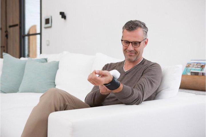 Actual product image Medisana BW320 (Blood pressure monitor wrist)