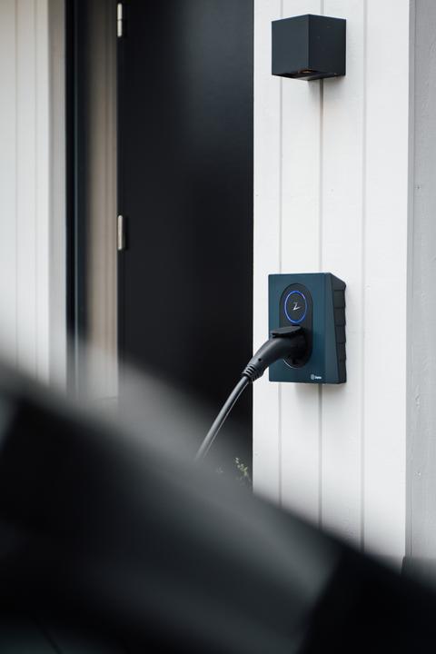 Actual product image Zaptec Go (Type 2, 22 kW, 32 A, Type 12)