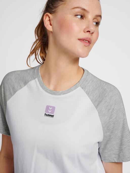 Actual product image hummel Lgc Naya Cropped T-Shirt (M)