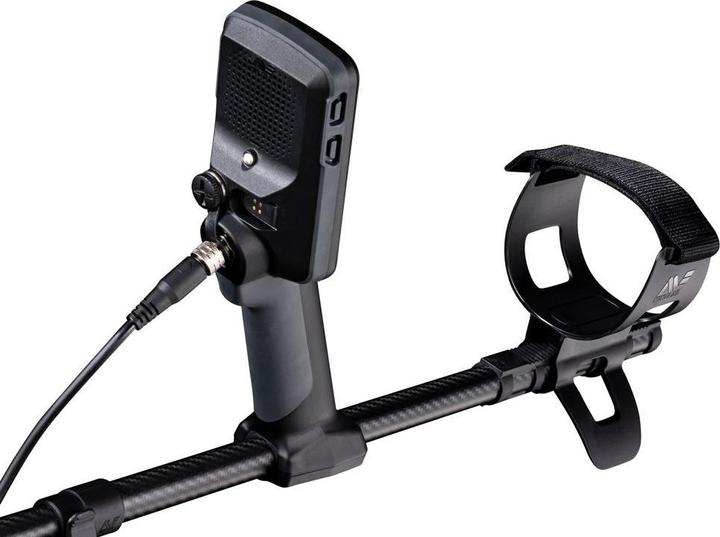 Actual product image Minelab EQUINOX 900 Metaaldetector specialist.