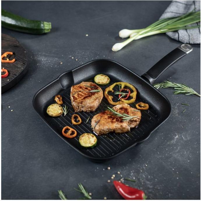 Actual product image Kuhn Rikon Titanio Star Grill (20 cm, Grill pan, Aluminium)