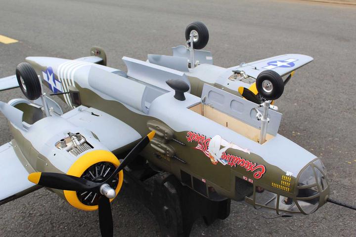 Actual product image Seagull Models ( SG-Models ) B-25 MITCHELL GIANT SCALE ARF 2,4M MIT ELEKTR. EINZIEHFAHRWERK, matt
