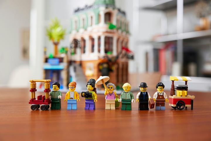 Immagine prodotto LEGO Boutique- Hotel (10297, Set LEGO rari)