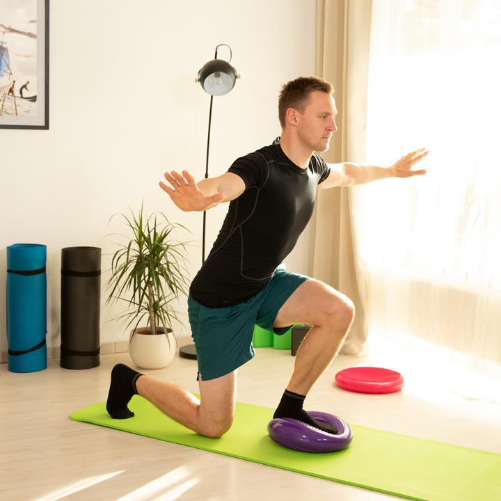 Image du produit Relaxdays Disque d'équilibre de 33 cm avec pompe à air